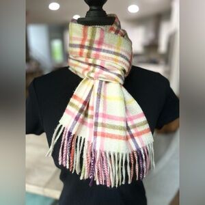 Burberry plaid scarf 100% Cashmere